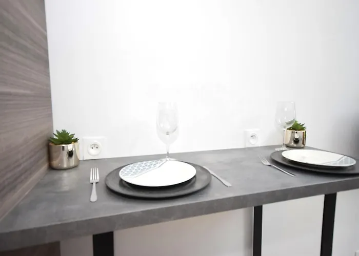 Appartement Cosy - Hyper Centre - Tramway - Terrasse - Lerelaisdodile3 Valenciennes